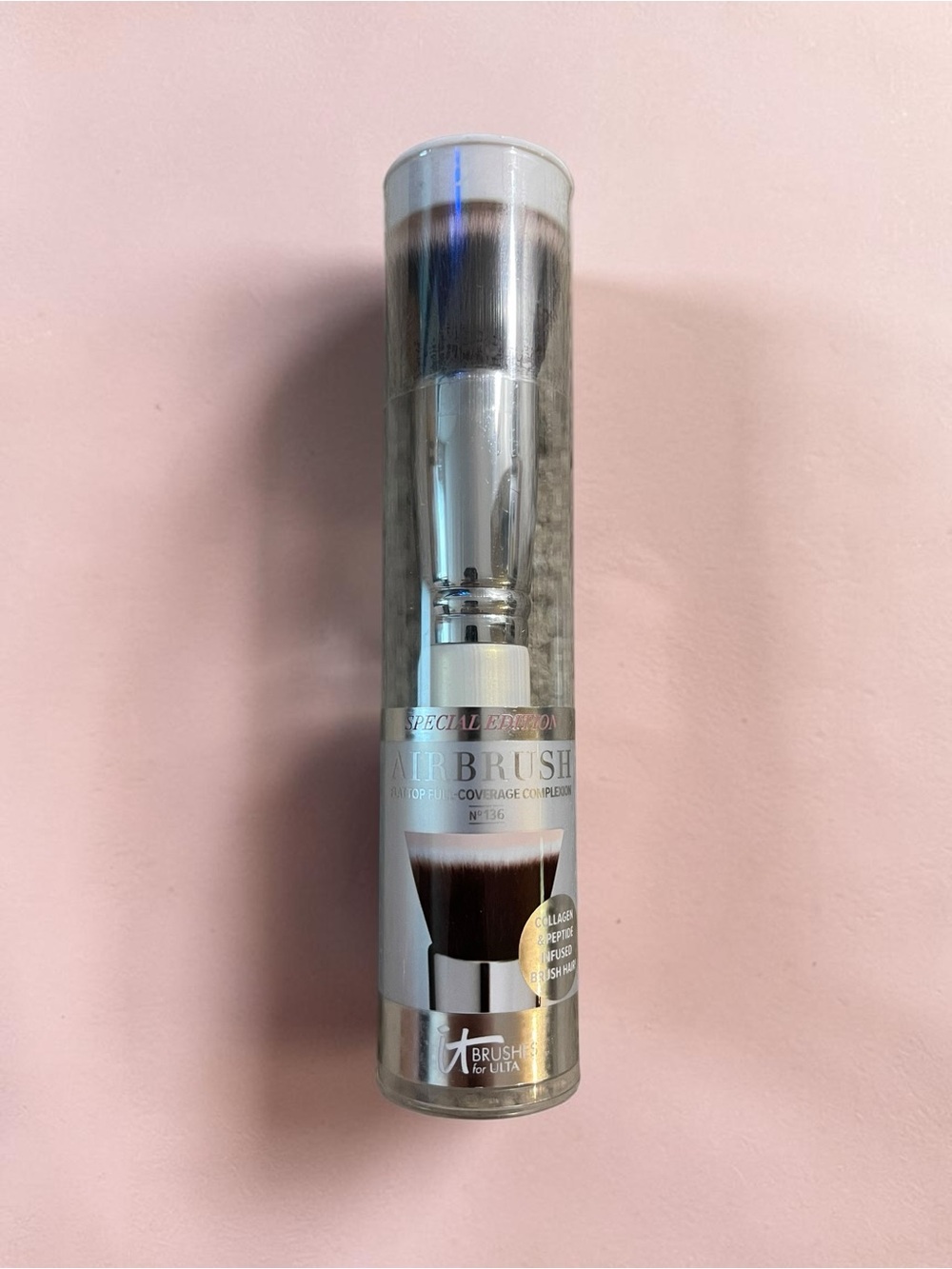 IT Cosmetics Flat Top Full Coverage Complexion Brush #136 NIB